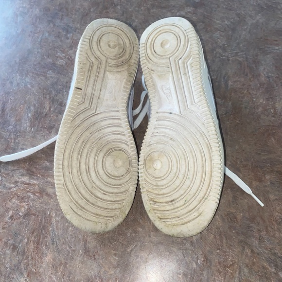 Nike Air Force 1s - Picture 5 of 7